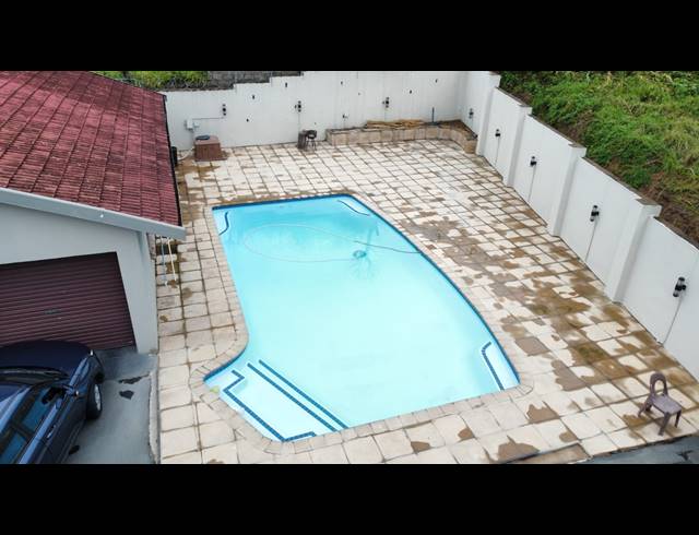 4 BEDROOM HOUSE FOR SALE IN SHALLCROSS